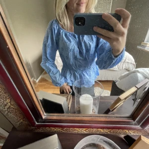 Topp - Säljer denne jätte fina topp/blus från bikbok✨skriv privat om mer bilder eller frågor