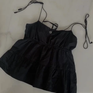 Topp - Gullig topp, storlek xs/s. (Lånad bild) Skriv privat för mer bilder. Oanvänd