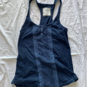 Linne i marinblå  - Köpt secondhand 