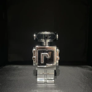 Paco rabonne Phantom - Hej, säljer min Paco rabonne Phantom 50 ml som endast är testad.  Hör av er vid frågor