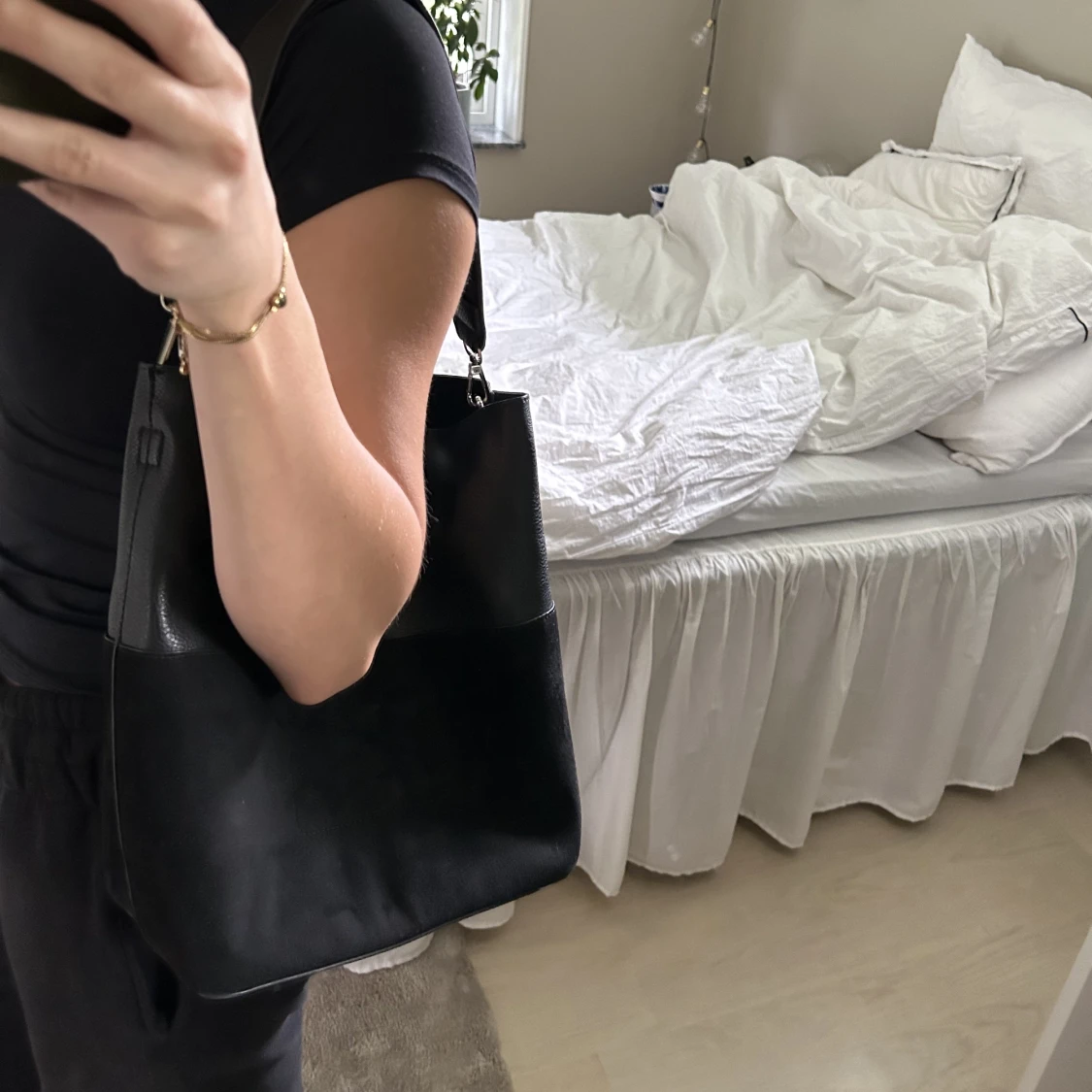 Svart handväska - 90