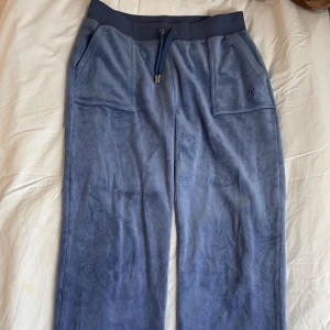 Juicy Couture Byxor - Mycket fint skick! storlek M