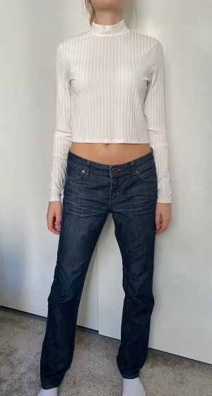 Jeans i fint skick. Stl 38 (längd 32) - S Oliver jeans i fint skick. 