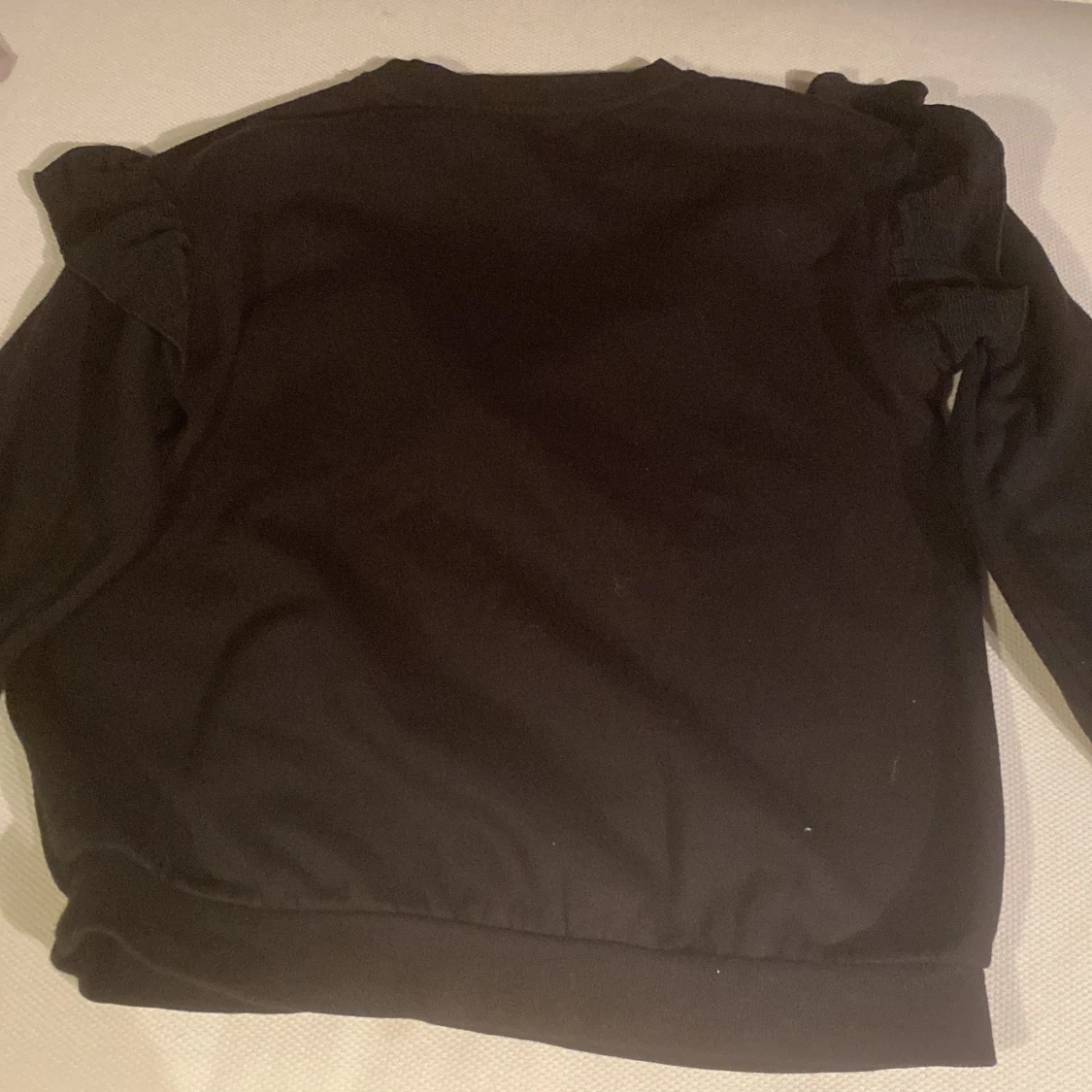 Svart tröja - 90