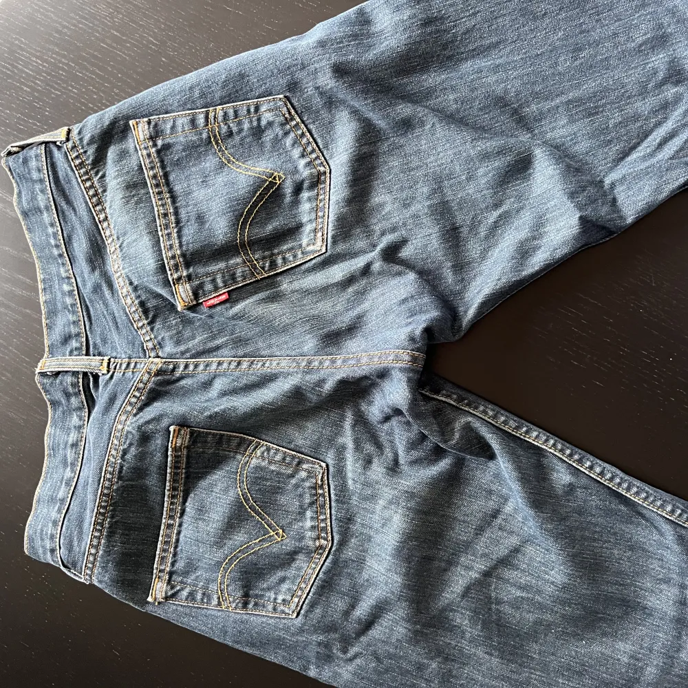 Jeans i storlek 38 model 501. Jeans & Byxor.