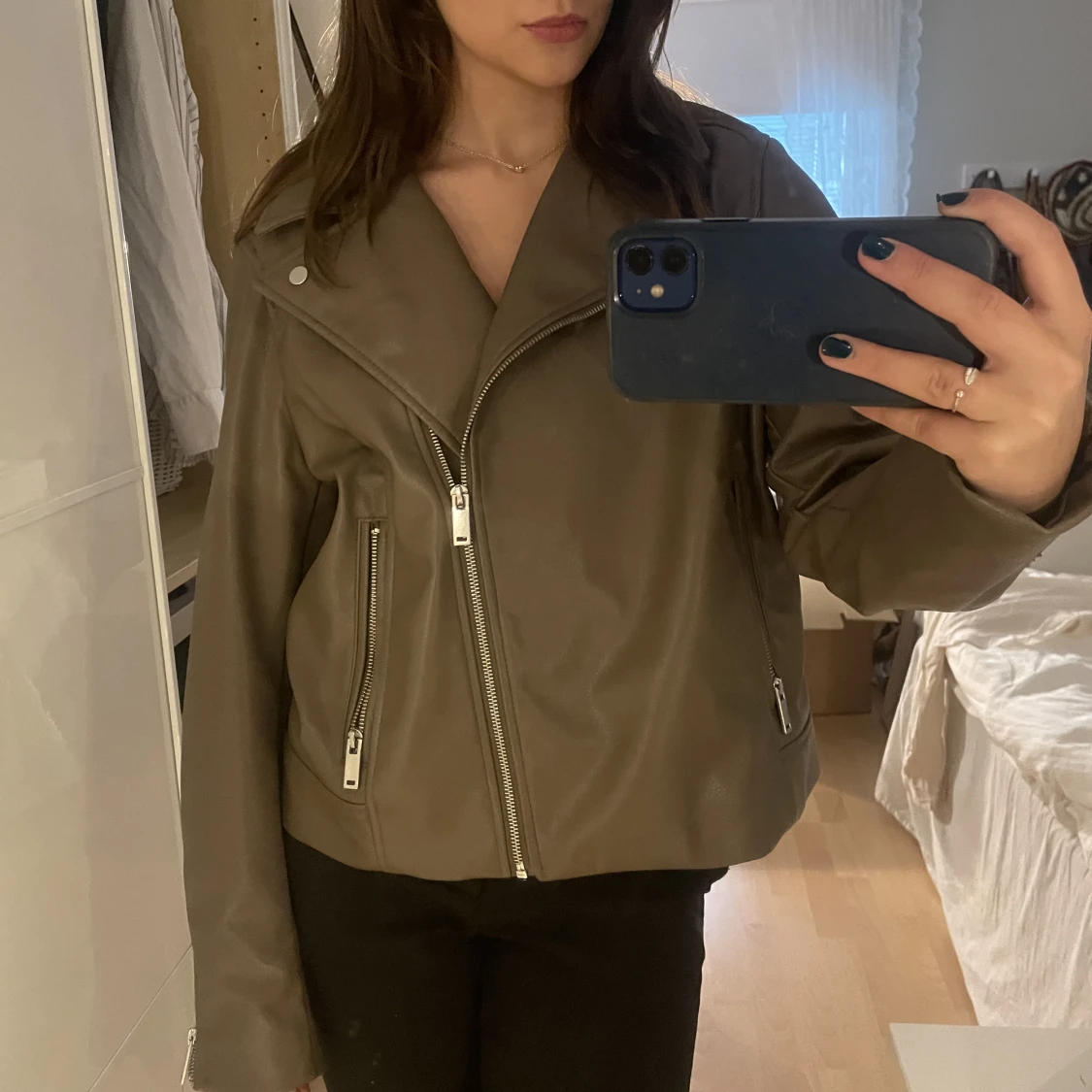 Brun höstjacka med fake läder!