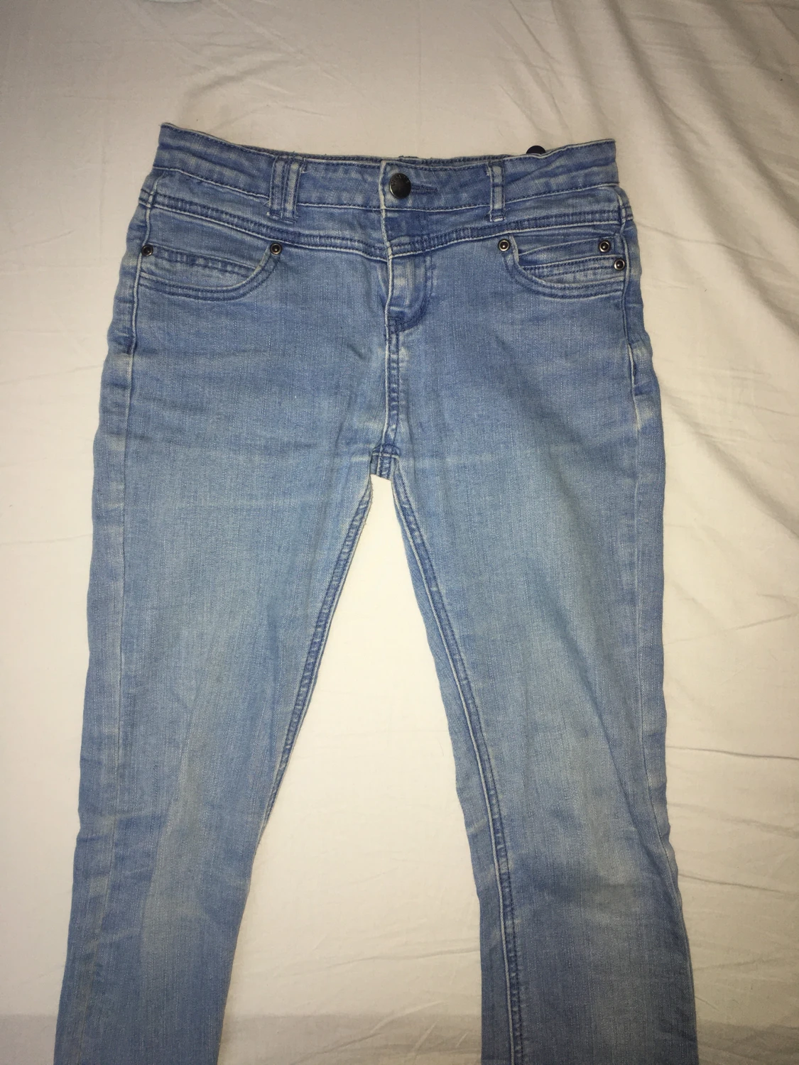 Låg midjade och utsvängda jeans - 90