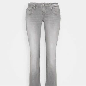 Ltb jeans! 💞 - Sååå snygga ltb jeans! Lägger upp för att se vad jag kan få för de💞skriv prisförslag, vill ha mer än 700. Helt slutsålda på hemsidan.