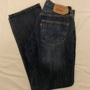Levis 501 - Storlek 32/30. Utmärkt skick. Säljs billigt!