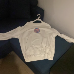 Valient sweatshirt  - As ful tröja kommer döma dej ifall du köper den