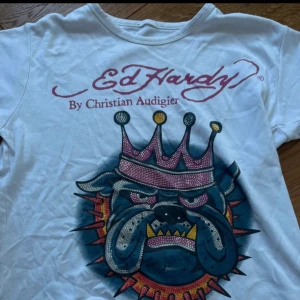 Ed Hardy t-shirt - Köpt på vinted för 450kr