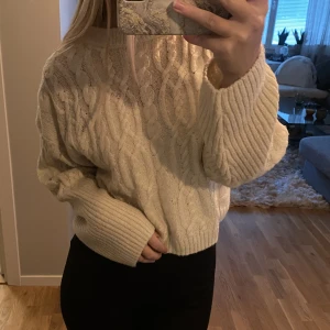 Tröja från Na-kd - En mysig tröja från Na-kd, oversized modell så den passar fler storlekar än vad det står (xxs) 