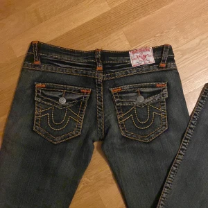 True religion jeans - Säljer mina true religion jeans då de inte kommer till användning, säljer ej via köp nu, priset kan diskuteras privat!