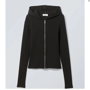 weekday  - endast använd 3 gånger! ny pris 470kr mitt pris 180kr skriv till mig för bättre bilder❤️