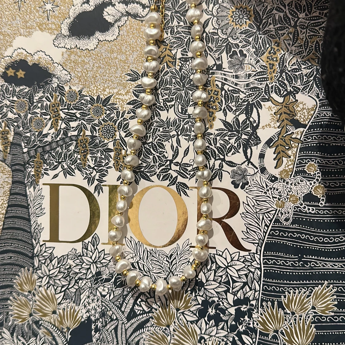 Pärl likande halsband för salu!🤍