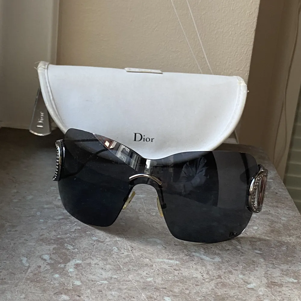 Vintage solglasögon från dior. Accessoarer.