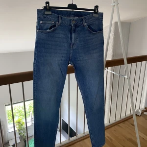 Weekday Jeans - Använda Weekday Cone jeans, skick 9,5/10. 