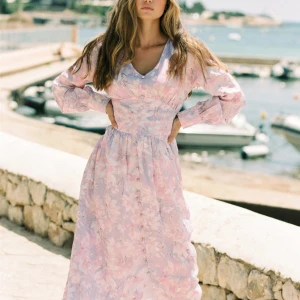 Lila klänning  - Långklänning från Love Lolita