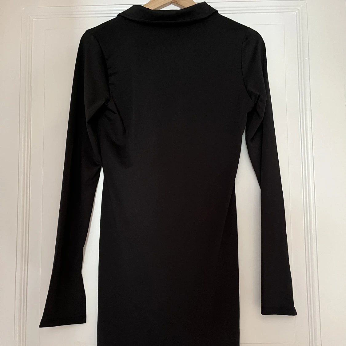 Oanvänd klänning Nelly - 91