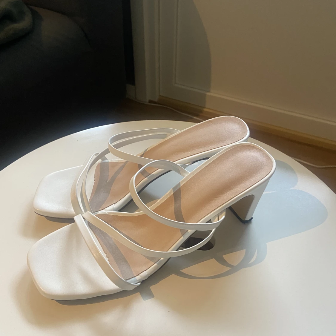 Vita klackskor  - 90