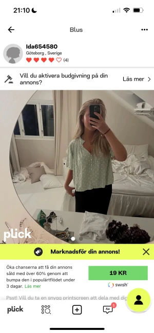 Blus  - Skitsnygg blus ifrån zara! Använd en gpng❤️