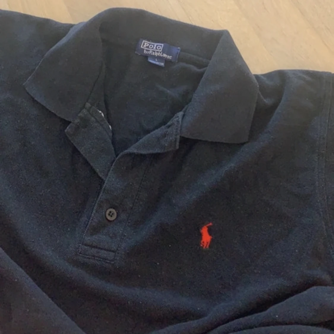 Svart RALPH LAUREN Polo m Röd Logga - 90