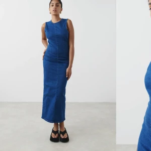 SÖKER denna klänning från Gina  - Söker denna jeansklänning från Gina Tricot i storlek S eller M. Någon som har och vill sälja? 