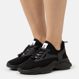 STEVE MADDEN - Helt nya i storlek 37