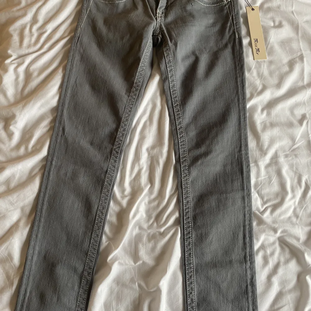 Säljer dessa as balla Miss me jeans. Dom är aldrig avvända och etiketten finns kvar💘. Jeans & Byxor.