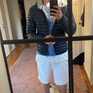 Colmar jacka - Säljer nu min stiliga colmar jacka i perfekt skick. Storlek M