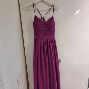 Balklänning - Aldrig använd