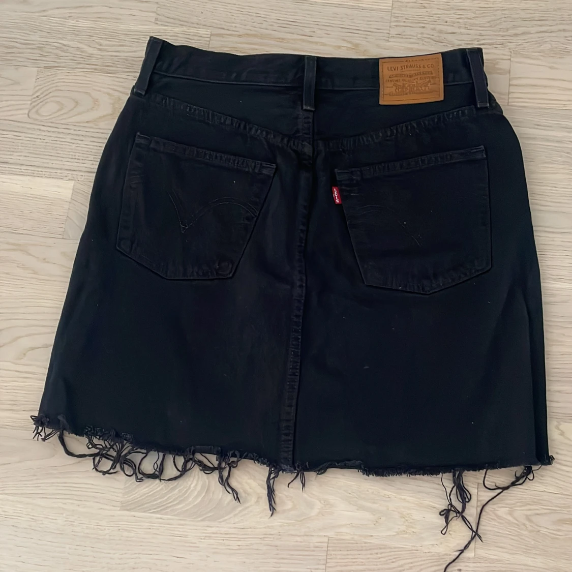 Svart Levis kjol - 90