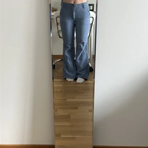 Jeans - Skick: Mycket bra!   