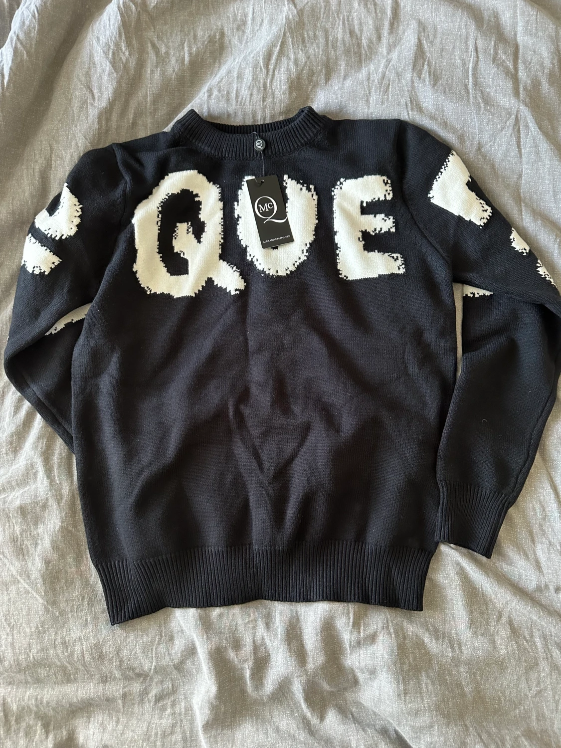 ALEXANDER McQUEEN - 90