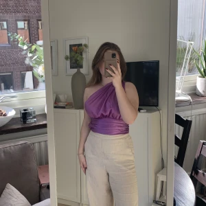 Fest topp Nakd  - Fest topp Nakd använt nån gång