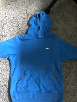 Nike hoodie till salu.  Storlek S 