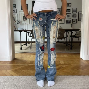 Unika lågmidjade jeans  - Säljer dessa super snygga låg midjade jeans 