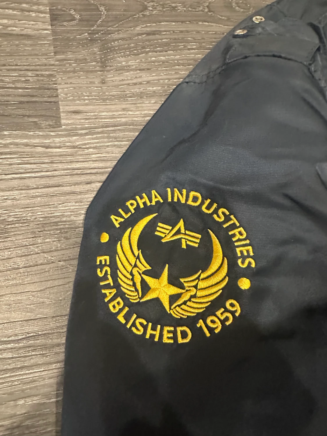 Alpha industries - 90