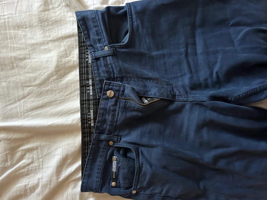 Hugo Boss Jeans - 90