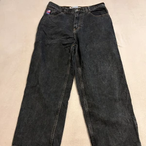 Big boys jeans - Svarta bigboys som ja inte använder längre Storlek L
