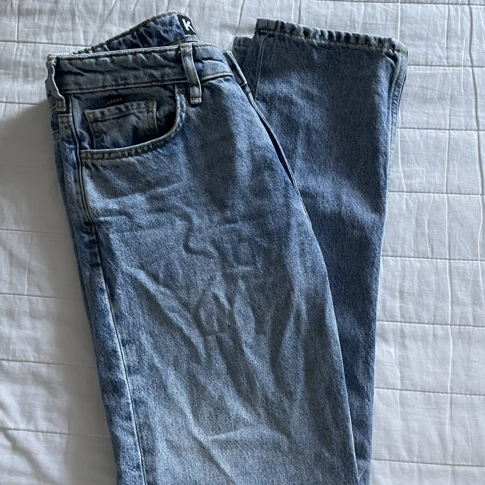 Ett av mina favorit par av jeans från märket ”karve” i herr modell low waist . Jeans & Byxor.