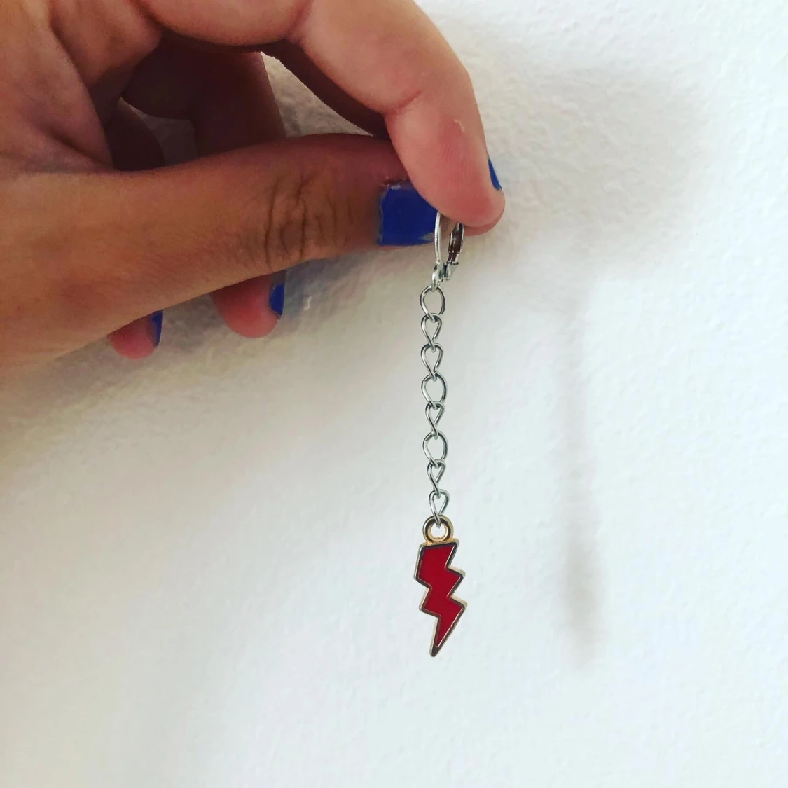 - LILYS ÖRHÄNGEN -  - 90