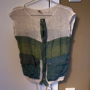 Topp - Topp köpt secondhand i storlek S