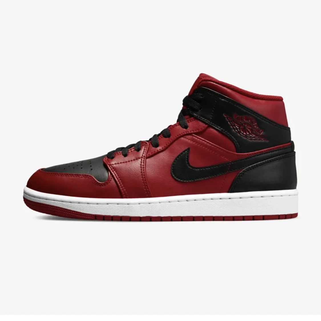 Jordans 1 mid gym red black