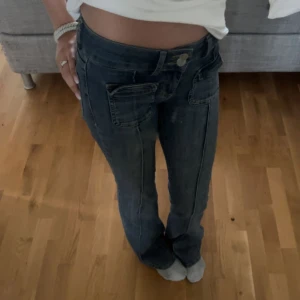 nelly jeans - säljer dessa bootcut/flare jeans från nelly, bra skick också ❤️