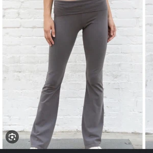 Brandy Melville yoga pants - Lite slinta där nere men inga andra defekter