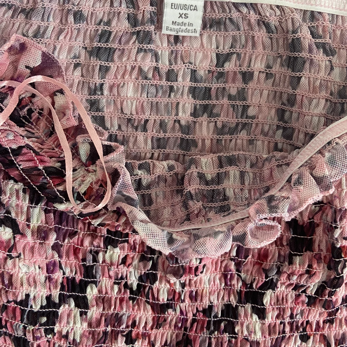 rosa blommig tröja  - 91