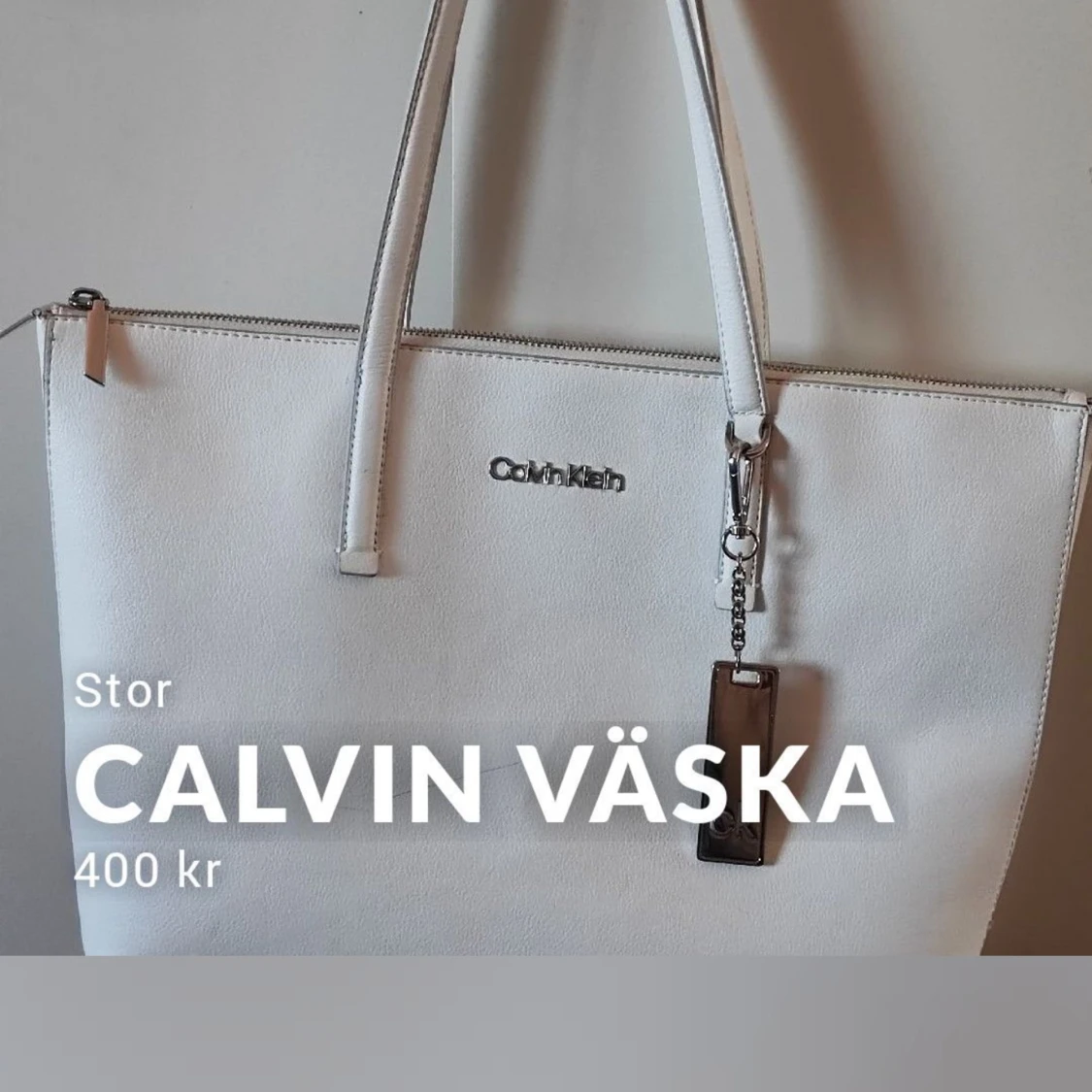 Vit äkta Calvin Klein väska - 2