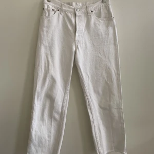 Levis 501 jeans - Levis 501 jeans 38cm i midjan 87cm i längden