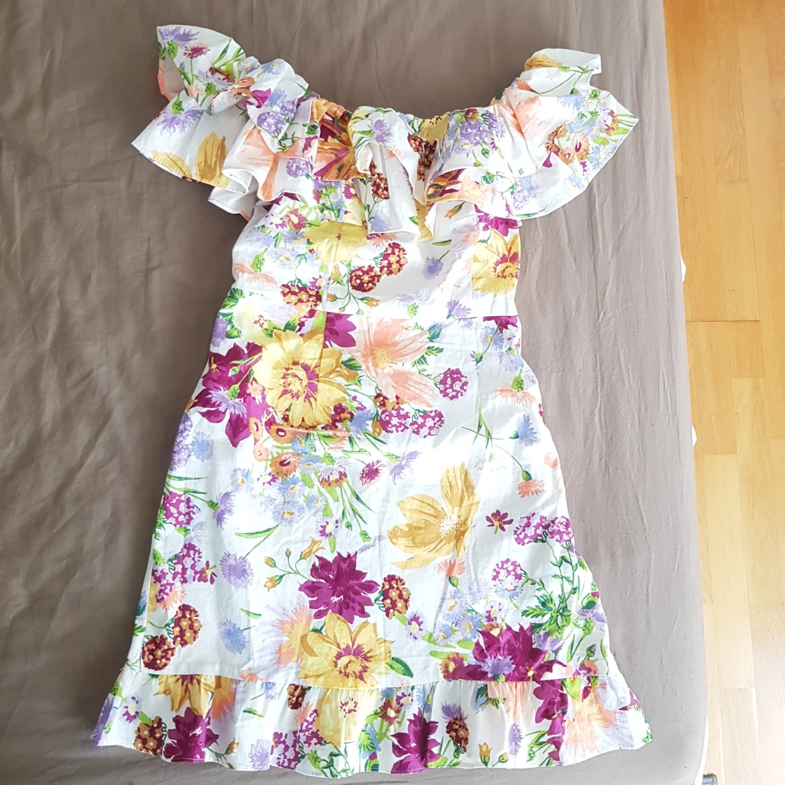 HELT NY! Linneklänning - 90